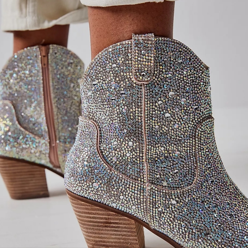 NWOB Matisse Harlow Jeweled Bootie